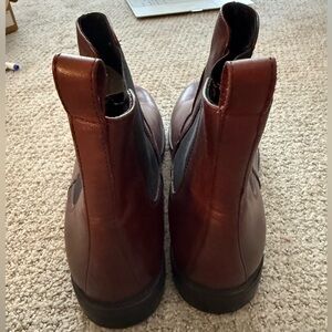 Vagabond Amina Women’s Leather Chelsea Boots Size 10